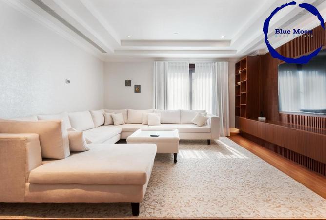 967235 - Property Image 3