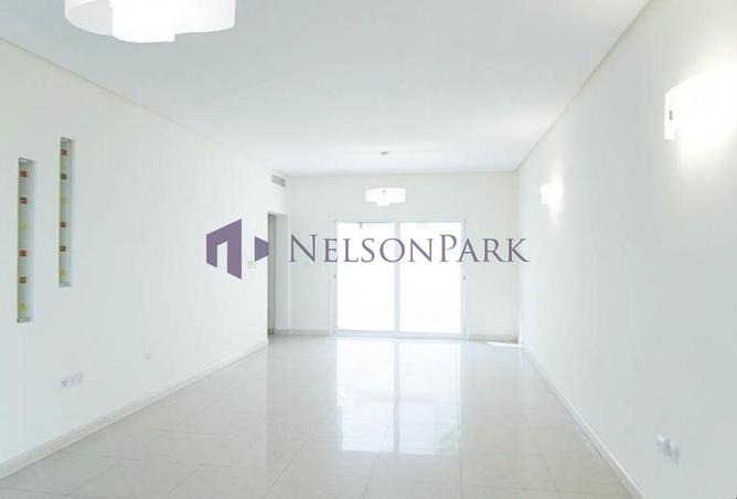 967279 - Property Image 2