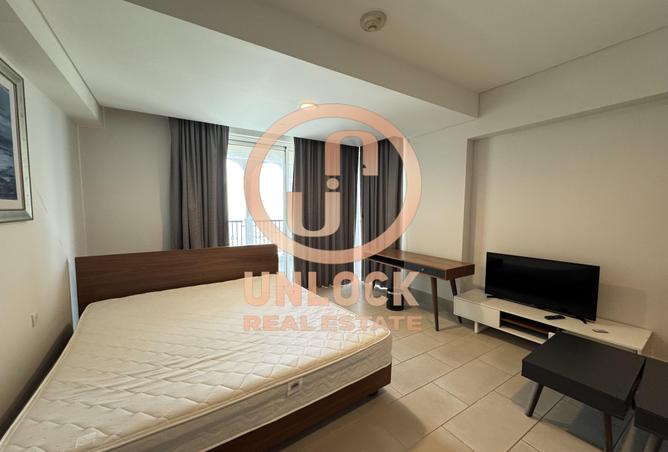 970634 - Property Image 2