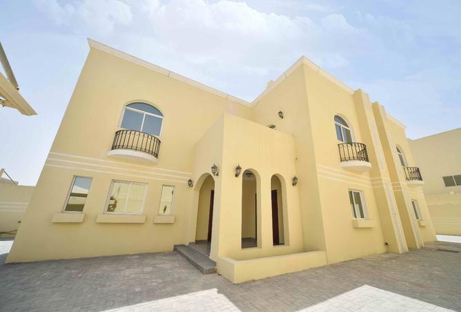 967371 - Property Image 2