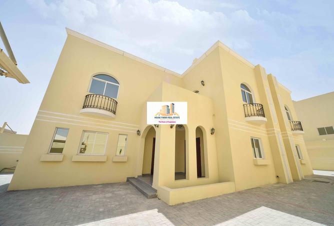 967451 - Property Image 2