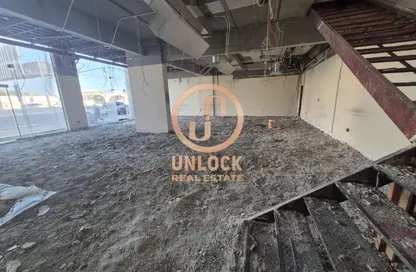 محل تجاري - استوديو - 2 حمامات للايجار في لا ميراج كورنيش - راس ابو عبود - الدوحة