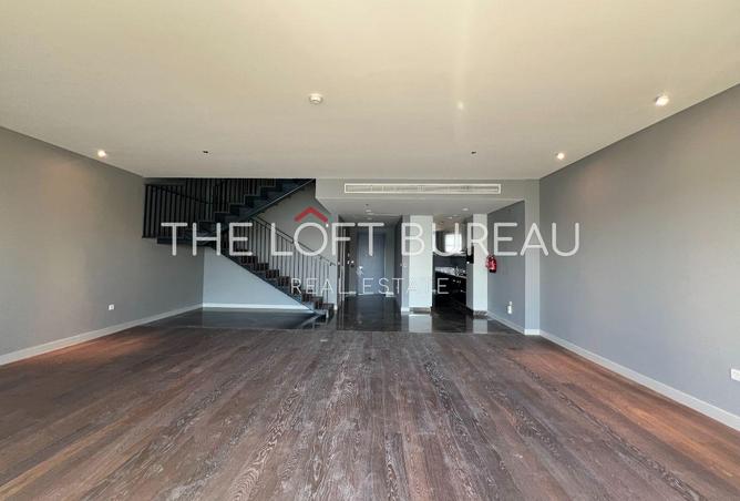 967628 - Property Image 3