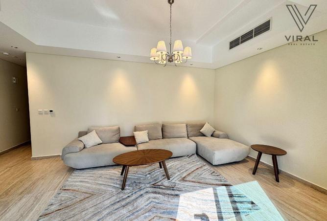 967669 - Property Image 2