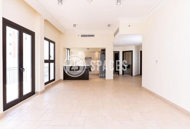 968229 - Property Image 3