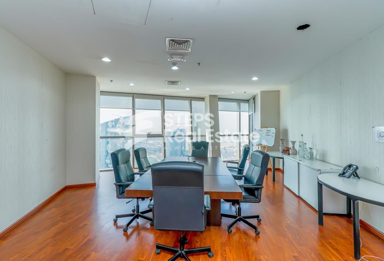 Brand New High End Office with Grace Period