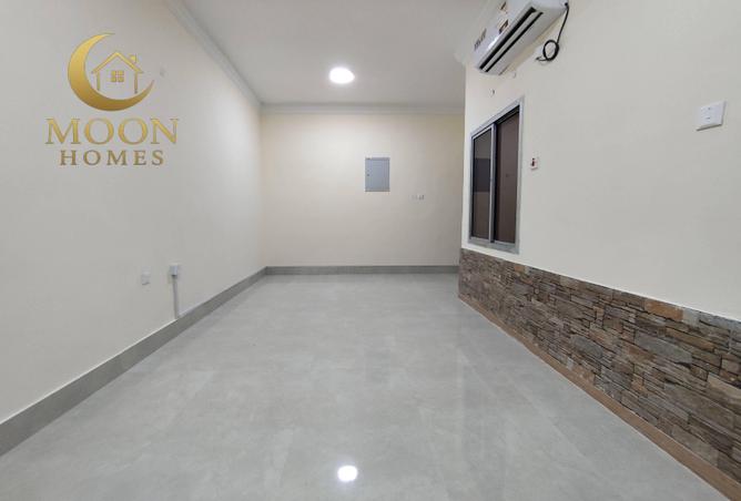 968918 - Property Image 2