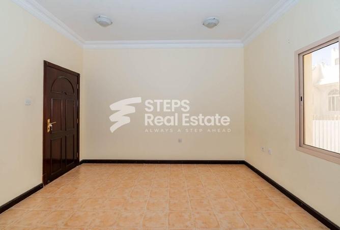 974549 - Property Image 3