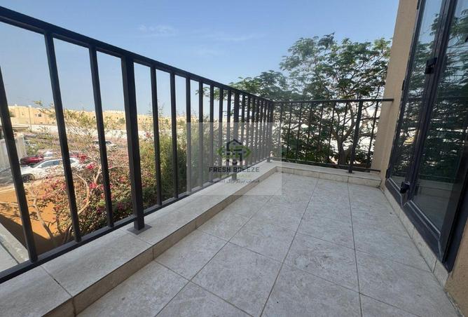 969211 - Property Image 2