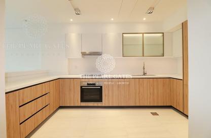 Apartment - 1 Bedroom - 2 Bathrooms for rent in Gewan Island - The Pearl Island - Doha