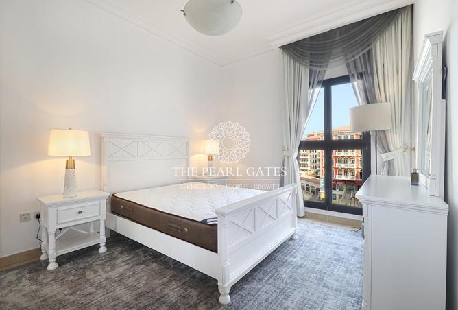 969393 - Property Image 3