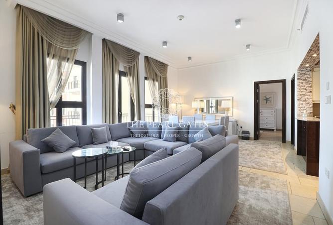 969393 - Property Image 2