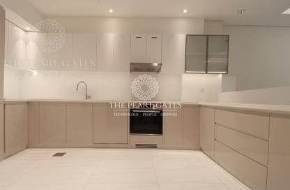 Apartment - 1 Bedroom - 2 Bathrooms for rent in Crystal Residence - Gewan Island - The Pearl Island - Doha