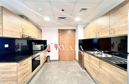 Apartment - 3 Bedrooms - 4 Bathrooms for rent in West Bay Tower - West Bay - West Bay - Doha