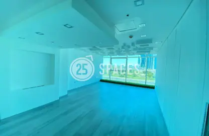 Office Space - Studio - 2 Bathrooms for rent in West Bay Tower - West Bay - West Bay - Doha Office Space - Studio - 2 Bathrooms for rent in West Bay Tower - West Bay - West Bay - Doha