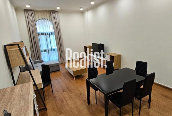 970963 - Property Image 2