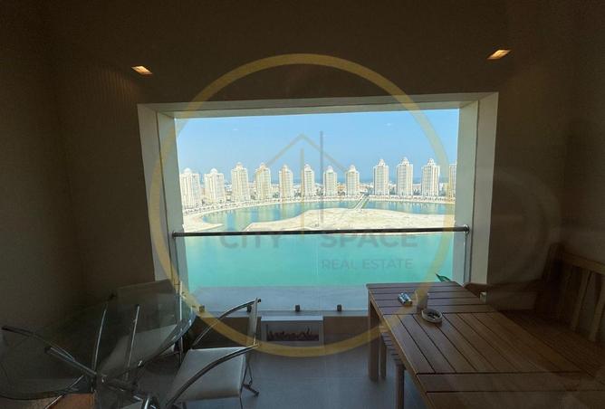 974628 - Property Image 2