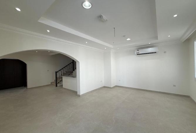 971172 - Property Image 3