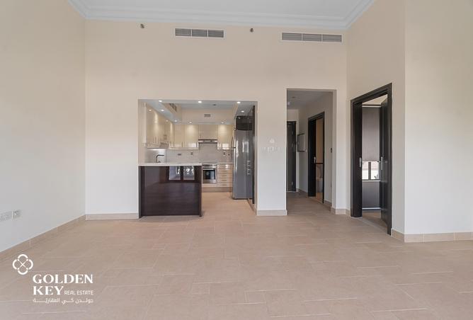 971577 - Property Image 2