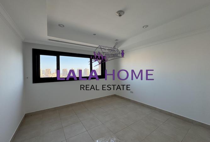 971732 - Property Image 3