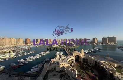 شقة - 3 غرف نوم - 4 حمامات للايجار في طريق بورتو الشرقي - بورتو أرابيا - جزيرة اللؤلؤة - الدوحة