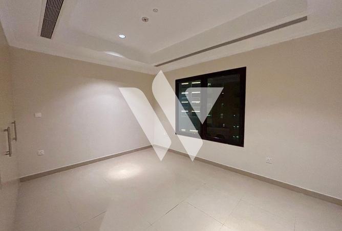 971785 - Property Image 2