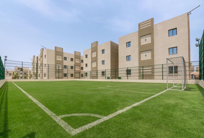 983563 - Property Image 2