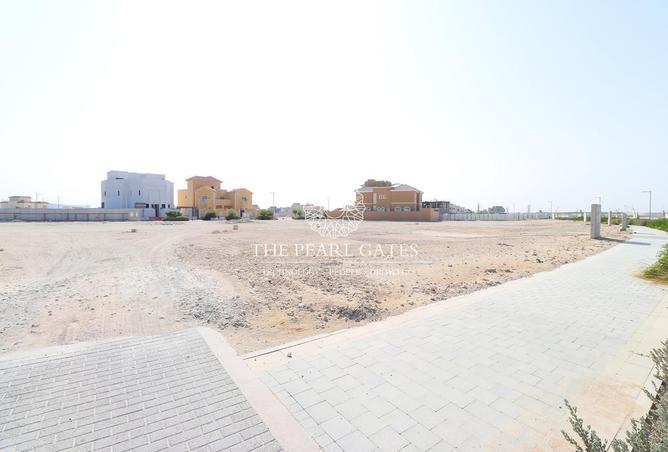 972377 - Property Image 2