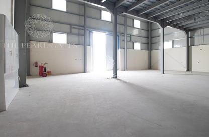 Warehouse - Studio for rent in East Industrial Street - Birkat Al Awamer - Al Wakra