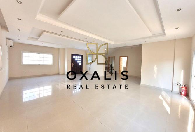 972811 - Property Image 2