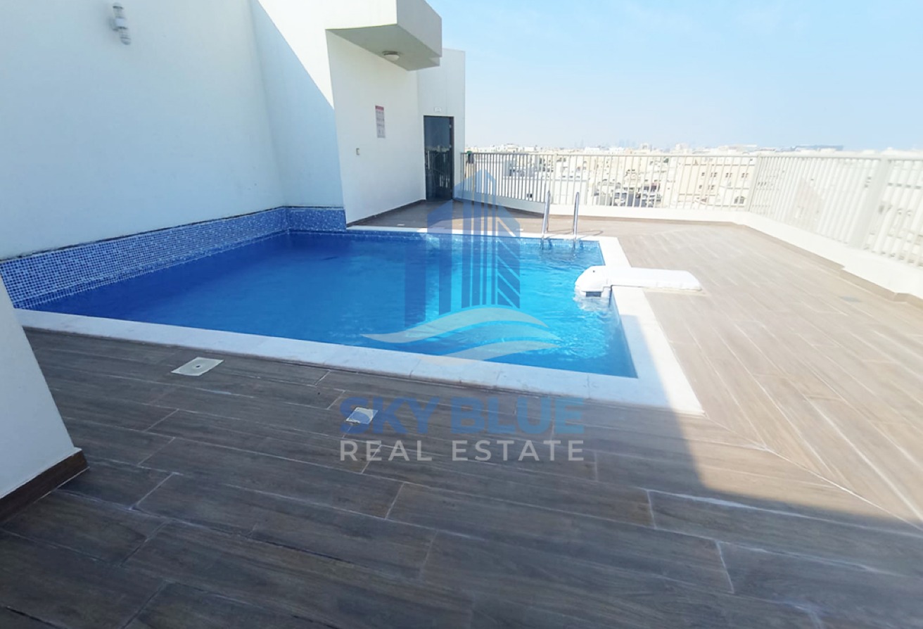 Spacious 3 BHK in Old Aiport with Covered Parking