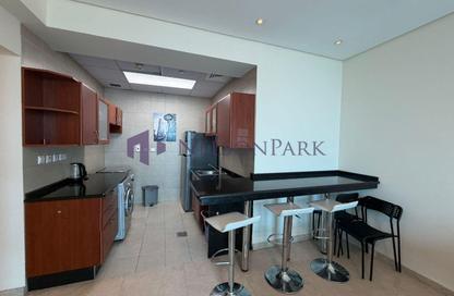 Apartment - 2 Bedrooms - 2 Bathrooms for sale in Zig Zag Tower A - Zig Zag Towers - West Bay - Doha