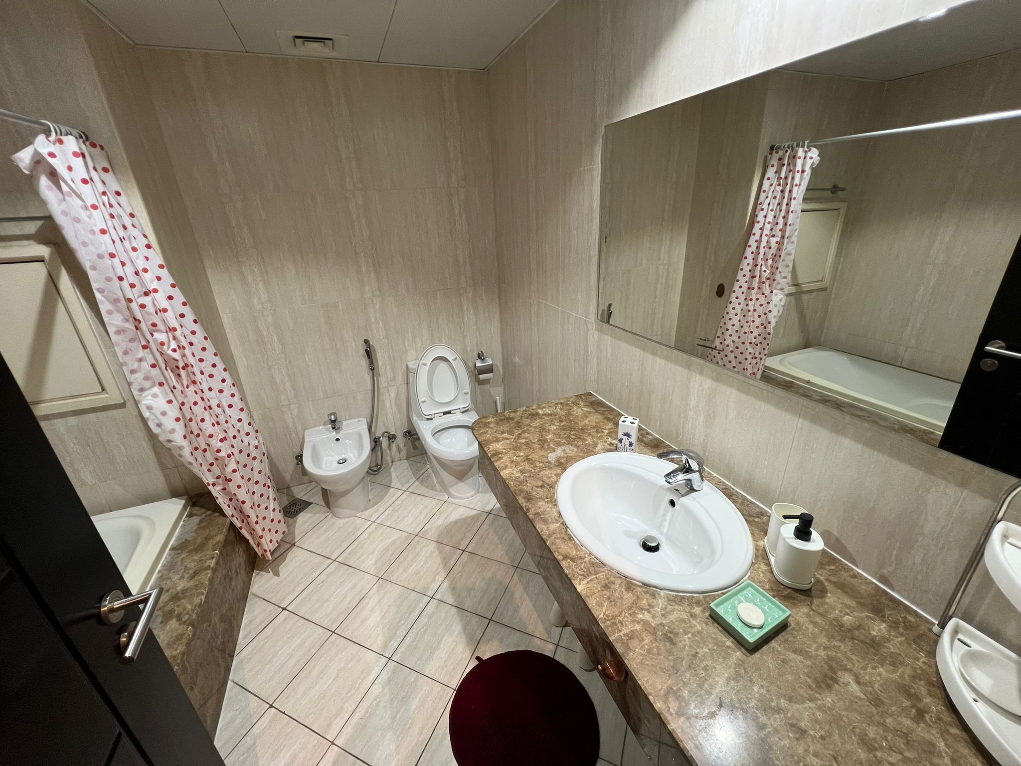 FRENCH STYLE LUXURY 1BEDROOM FULLY FURNISHED thumbnail 19