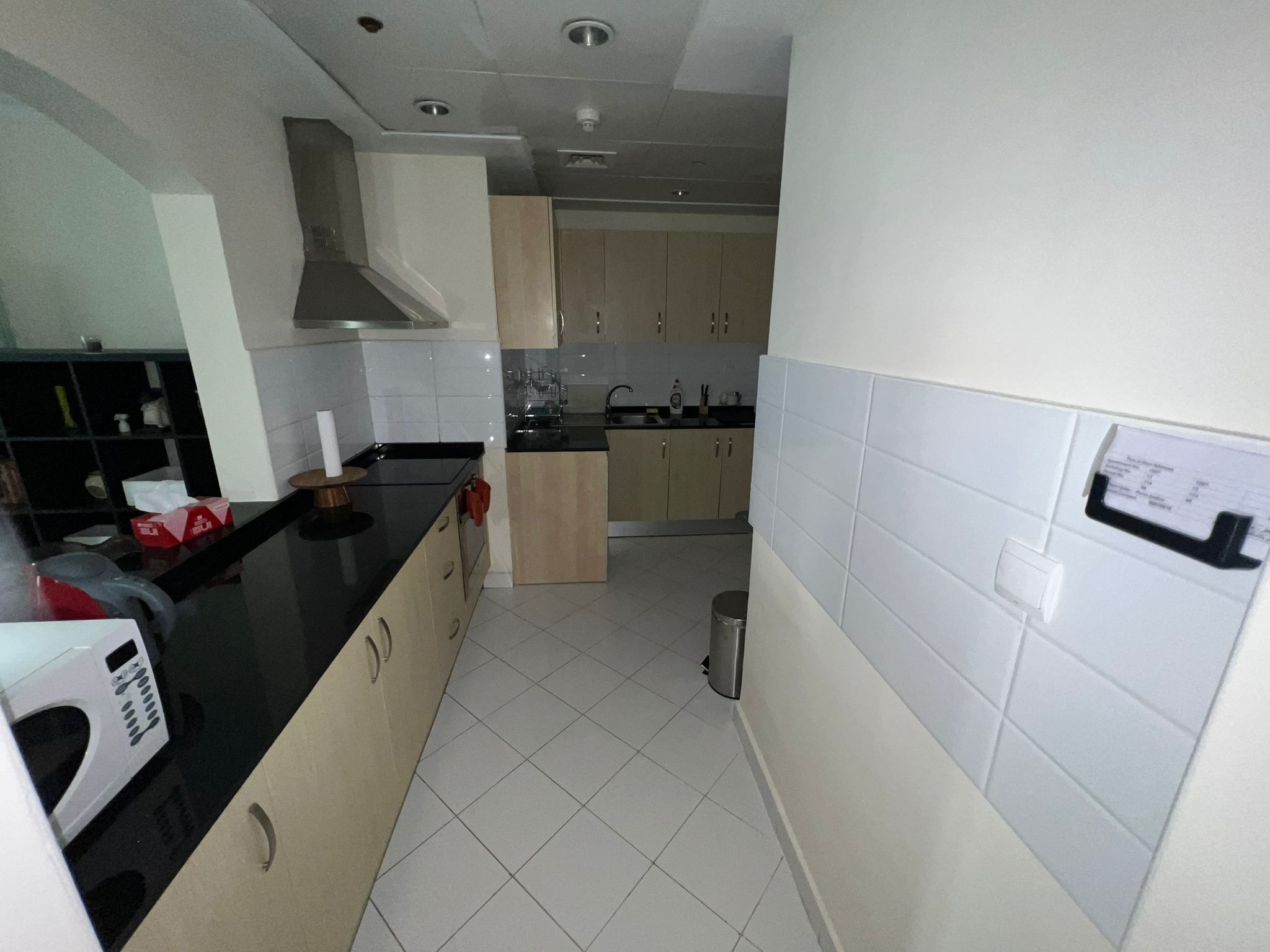 FRENCH STYLE LUXURY 1BEDROOM FULLY FURNISHED thumbnail 10