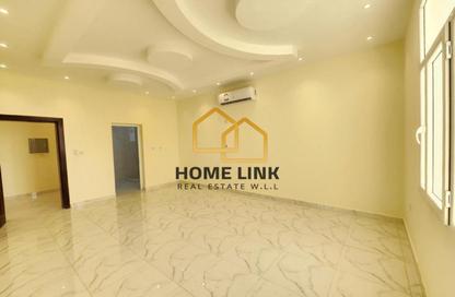 Villa - 5 Bedrooms - 5 Bathrooms for rent in Umm Qarn - Al Daayen