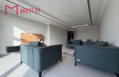 Apartment - 2 Bedrooms - 3 Bathrooms for rent in East Porto Drive - Porto Arabia - The Pearl Island - Doha