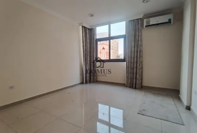 63422499 - Property Image 2