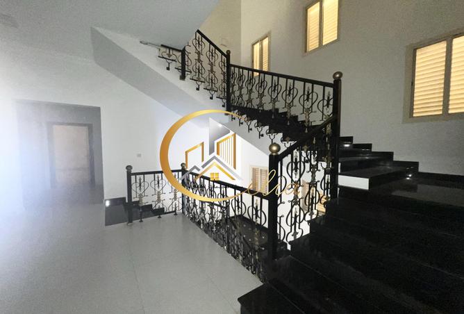 1002052 - Property Image 3