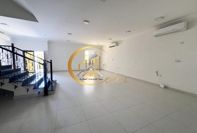 1002052 - Property Image 2