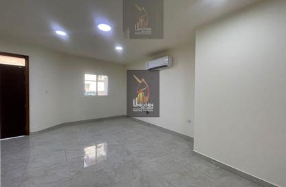 Compound - 6 Bedrooms - 6 Bathrooms for rent in Bu Hamour Street - Abu Hamour - Doha Compound - 6 Bedrooms - 6 Bathrooms for rent in Bu Hamour Street - Abu Hamour - Doha