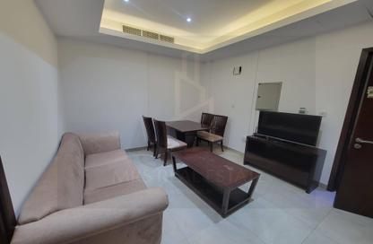 Apartment - 2 Bedrooms - 2 Bathrooms for rent in Umm Ghuwalina - Umm Ghuwailina - Doha