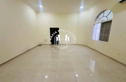 شقة - 1 حمام للايجار في منطقة مويثر - الدوحة