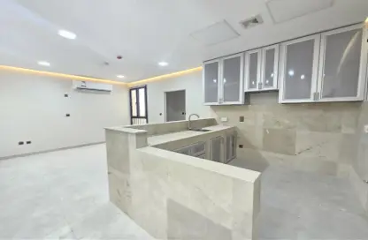 شقة - 2 غرف نوم - 2 حمامات للايجار في بناية مدينة خيلفه 58 - مدينة خليفة جنوب - مدينة خليفة - الدوحة