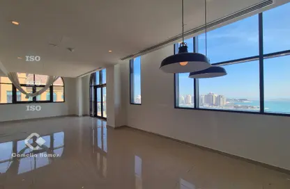 Apartment - 2 Bedrooms - 3 Bathrooms for rent in East Porto Drive - Porto Arabia - The Pearl Island - Doha