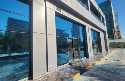 Retail - Studio - 1 Bathroom for rent in Marina District - Lusail