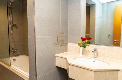 Penthouse - 5 Bedrooms - 7 Bathrooms for rent in City Center Towers - West Bay - Doha
