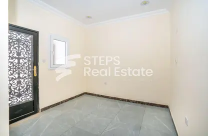 فيلا - 7 غرف نوم - 8 حمامات للايجار في الثمامة - الثمامة - الدوحة