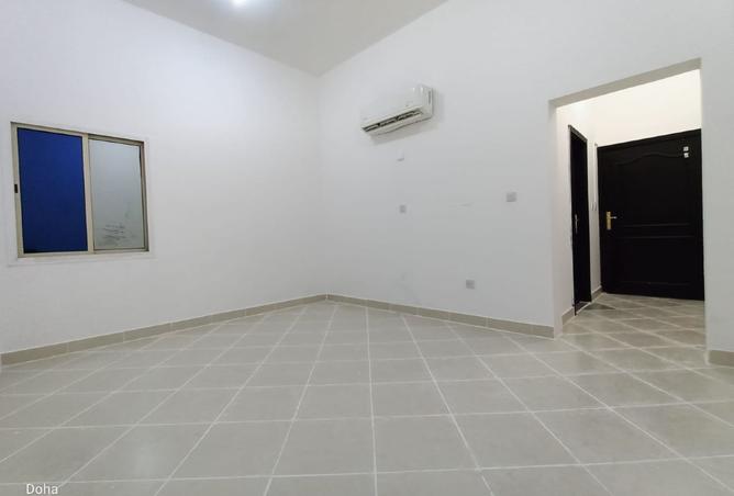 54200166 - Property Main Image