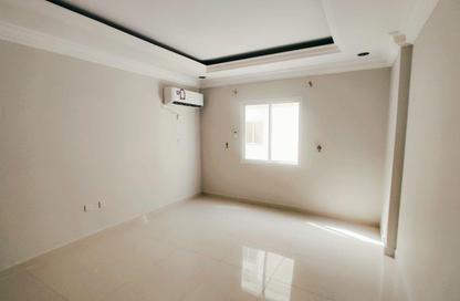 Apartment - 2 Bedrooms - 2 Bathrooms for rent in Al Sadd Road - Al Sadd - Doha