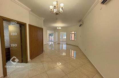 Compound - 4 Bedrooms - 5 Bathrooms for rent in Bu Hamour Street - Abu Hamour - Doha
